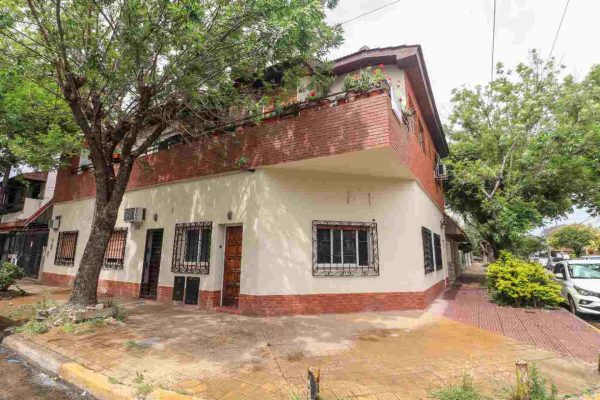 Sale Penthouse In Martinez 1-Bedroom