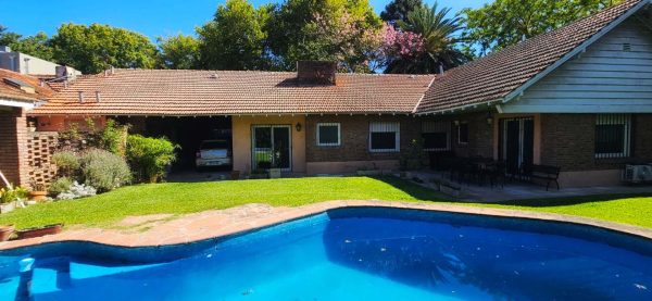 VENTA Casa - una planta - Beccar vias Libertador