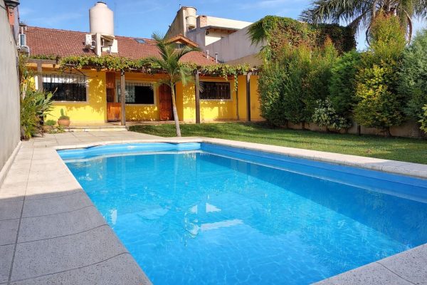 Venta Casa 5 amb Pileta Quincho Villa Adelina