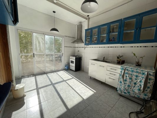 Office type Penthouse – ground floor 80m² with patio – Boulogne