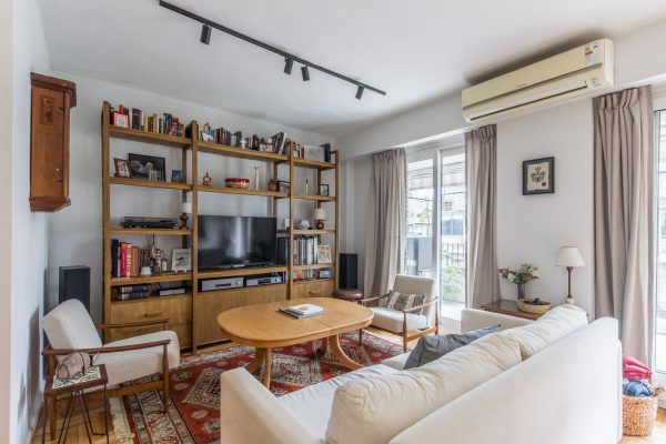 For Sale 2?Bedroom Refurnished with Large Balcony in Olivos