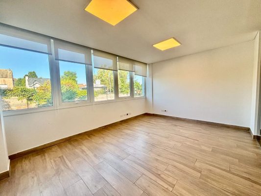 Alquiler de Oficina Comercial 60 m² San Isidro