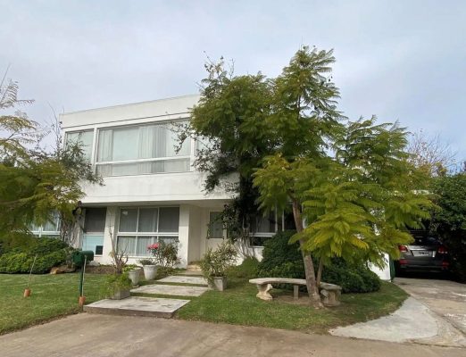Casa En Venta 4 Ambientes Barrio El Encuentro