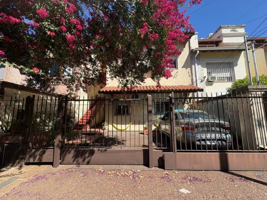 Departamento PH piso en Planta Alta con cochera
