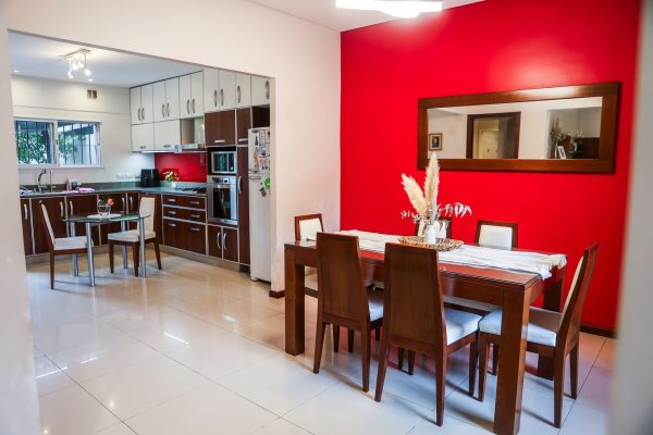 For Sale House in Olivos 6-room with garden
