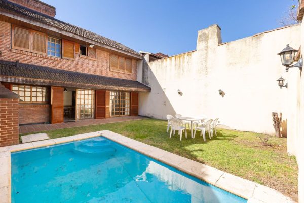 Casa 5 ambientes en Venta en Florida con garage