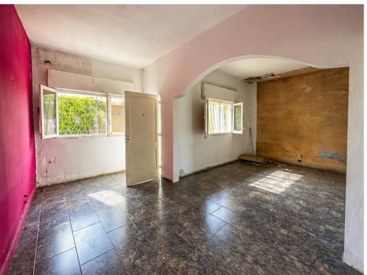 VENTA CASA LOTE PROPIO a REFACCIONAR 300m2 TOTALES