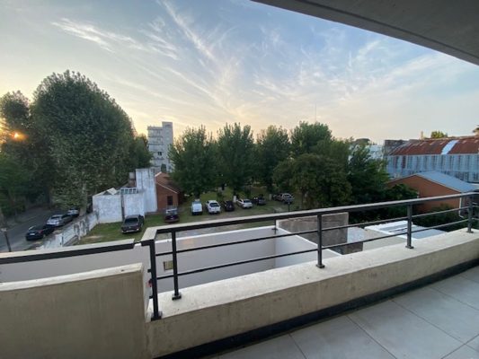 Alquiler Departamento De 2 Amb Con Cochera