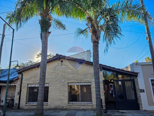 Venta Casa 4 Amb C/ Patio, Martínez - Apto Crédito