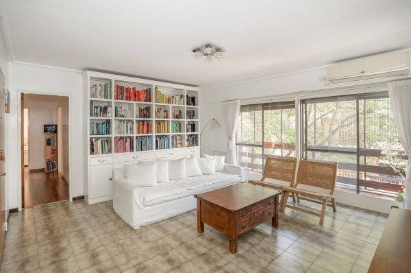 Dpto 4 amb c/cochera en venta en Vicente Lopez