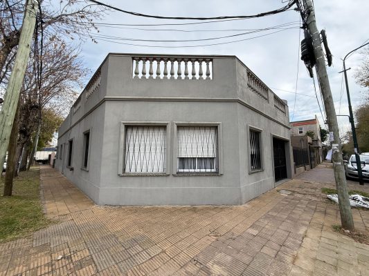 Venta casa 5 amb. Villa Adelina, terraza, garage