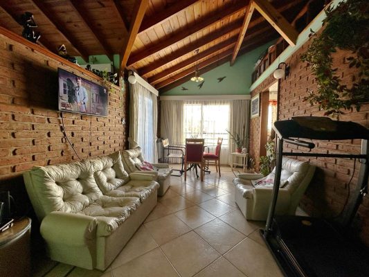 For Sale 1-Bedroom Apartment In Munro Complex