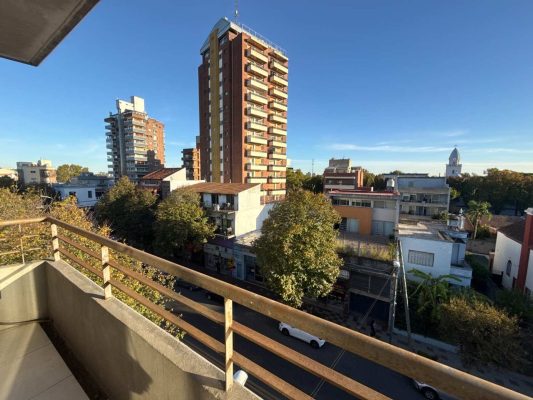 Sale 1-bedroom 50m2 Victoria Balcony