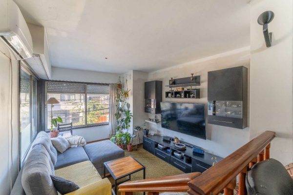 For Sale 2-Bedroom Penthouse with Terrace in Florida Mortgage Eligible