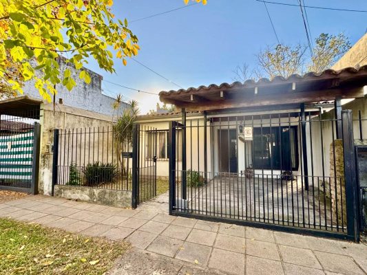 For Sale Penthouse San Fernando with Garden and Barbecue