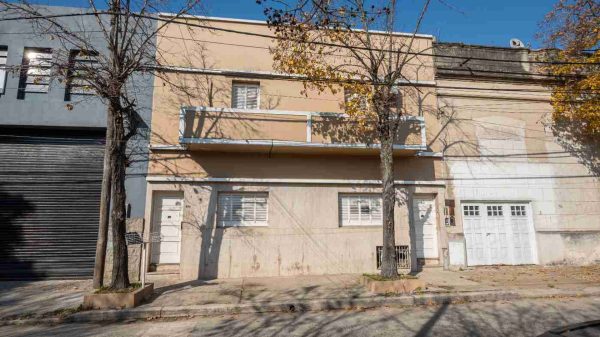 House + Apartment – Multifamily for Sale – San Fernando