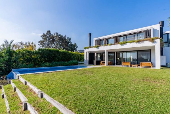 Alquiler CASA AMOBLADA al AGUA Corredor Bancalari