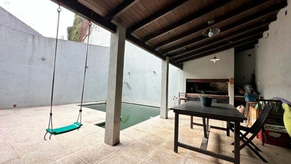 House For Sale 6 Rooms Vicente Lopez