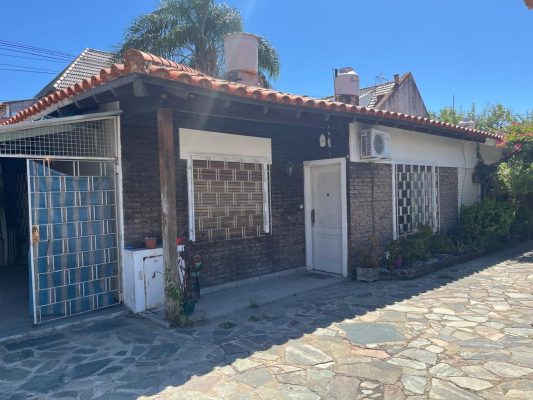 Penthouse for Sale – 3 Rooms with Parking in Martínez