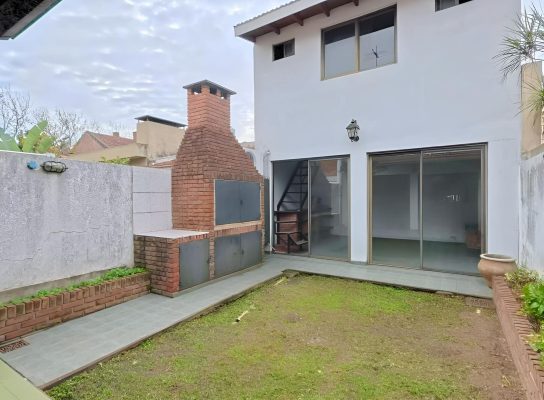 Sale Duplex House 3 Bedrooms Quincho Martínez