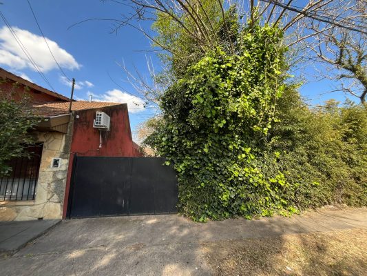 For Sale Lot 15 G - 10 x 20 in Villa Adelina