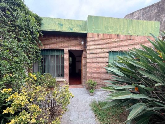 House for Sale in Villa Adelina on its own LOT.