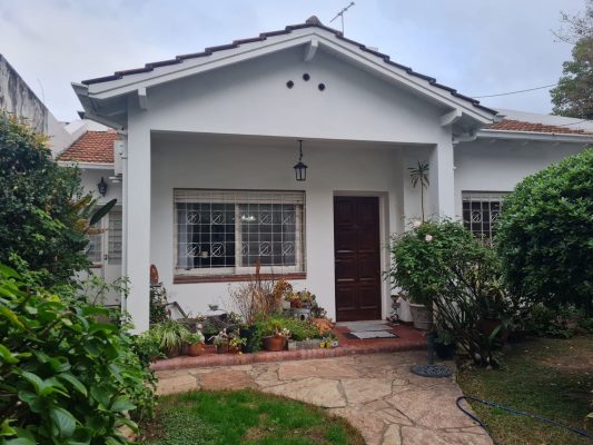 FOR SALE LAND 452 m2 INVESTORS OLIVOS