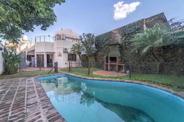 For Sale House 3-bedroom pool grill Florida
