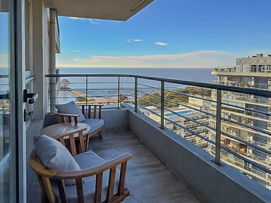 For Sale 2-bedroom Apartment Puerto De Olivos with Garage