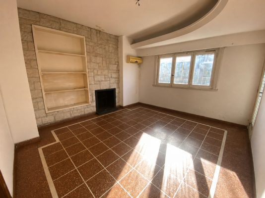 For Sale PH apartment 3-bedroom patio Olivos