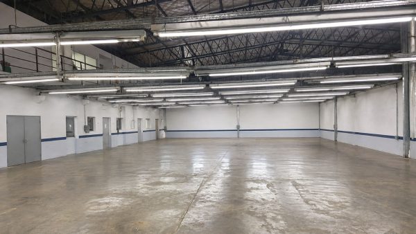 Warehouse For Sale Villa Martelli 1300M2 Total