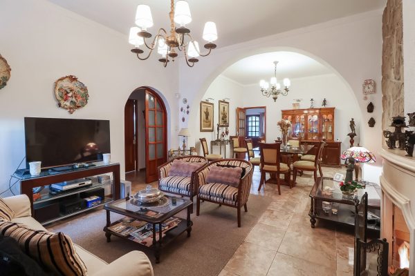Chalet 4-bedroom with Pool, Garden and Garage -Florida