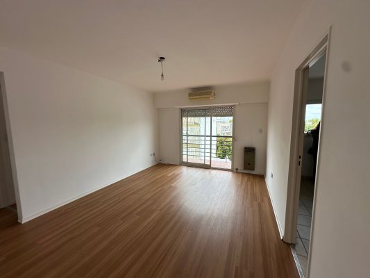 1-bedroom Apartment For Sale In Victoria