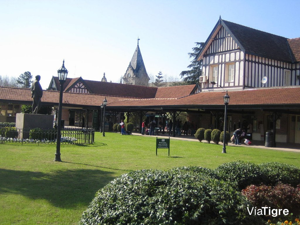 Jardines de la Estación Fluvial de Tigre